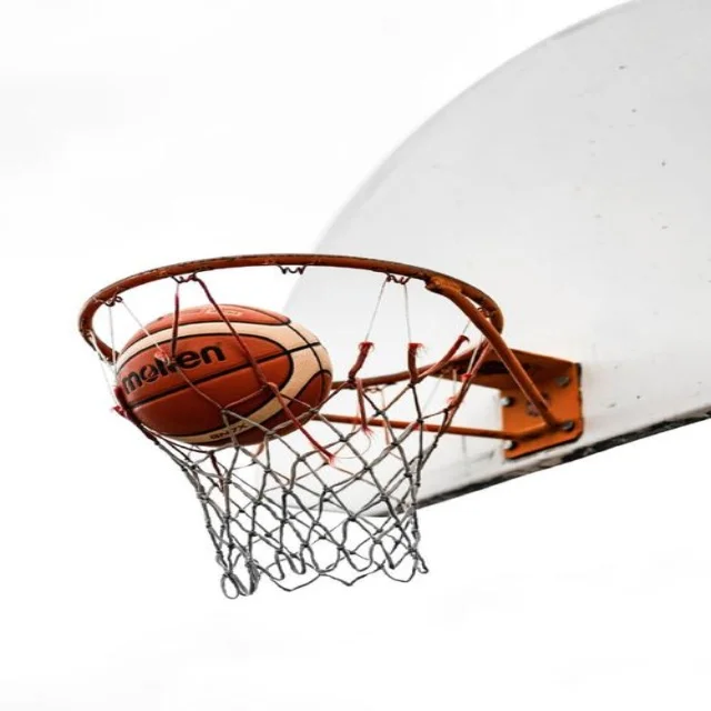 NBA季后赛前瞻:热门球队阵容与战术趋势分析