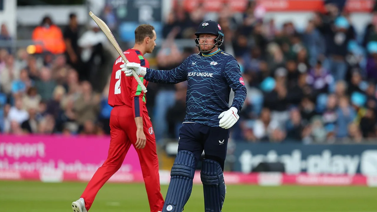 Bairstow率队横扫兰开夏:玫瑰德比战术压制与先发制人策略